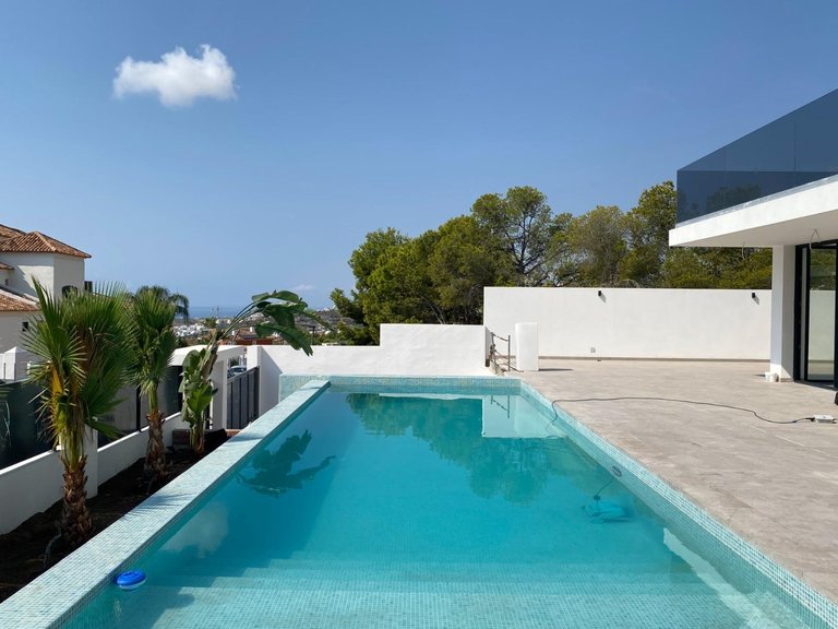 Villa for Sale in Finestrat, Alicante 11