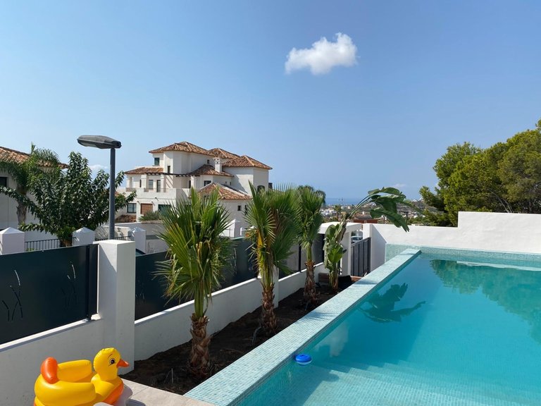 Villa for Sale in Finestrat, Alicante 12