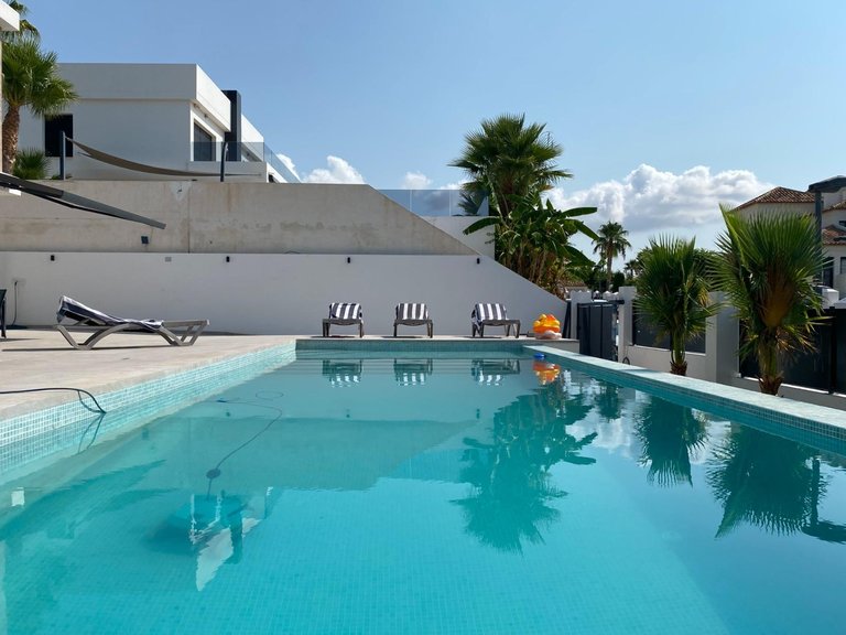Villa for Sale in Finestrat, Alicante 13