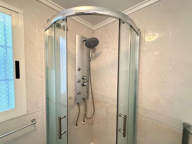 Apartment for Sale in Torrevieja, Alicante 12