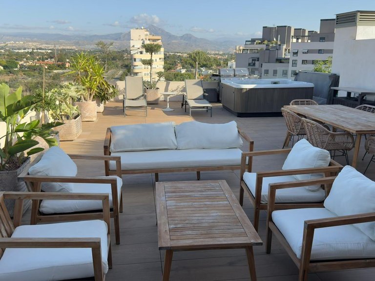 Apartment for Sale in Alicante, Alicante 1