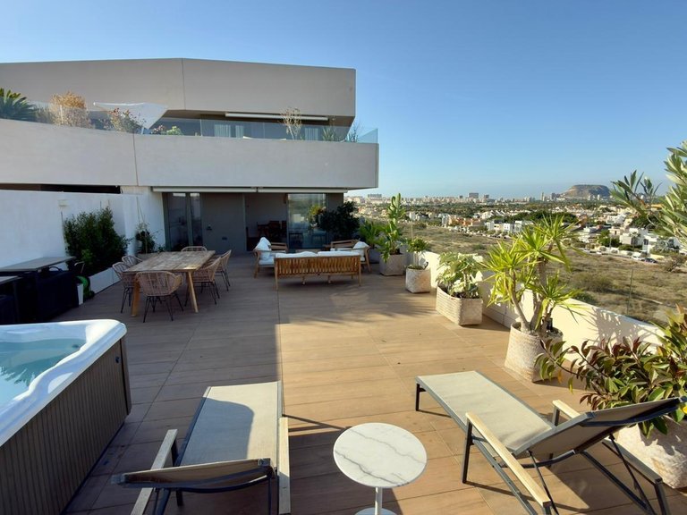 Apartment for Sale in Alicante, Alicante 9