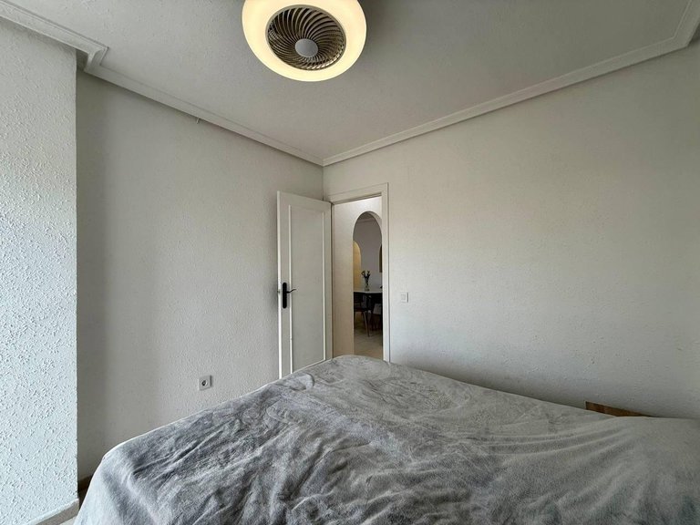 Apartment for Sale in Torrevieja, Alicante 14