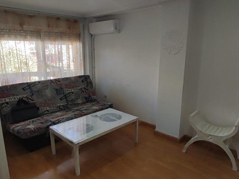 Apartment for Sale in Alicante, Alicante 2
