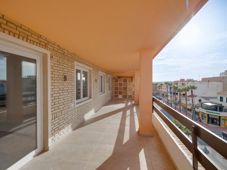 Apartment for Sale in Torrevieja, Alicante 7