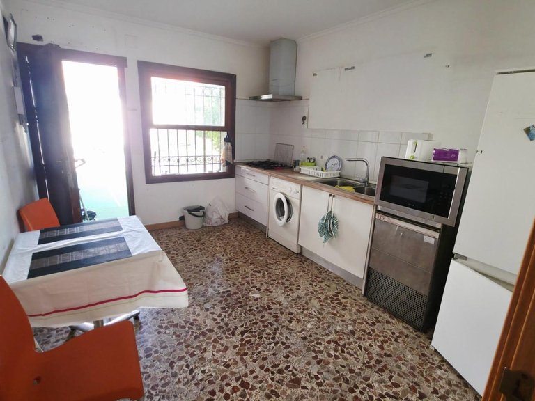 Villa for Sale in Alicante, Alicante 12