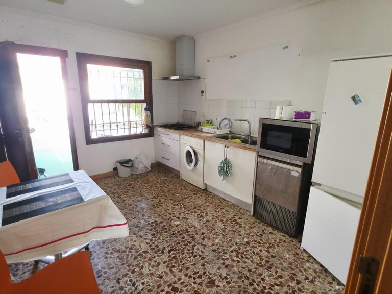 Villa for Sale in Alicante, Alicante 13