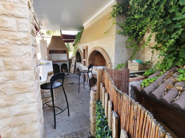 Villa for Sale in Alicante, Alicante 2