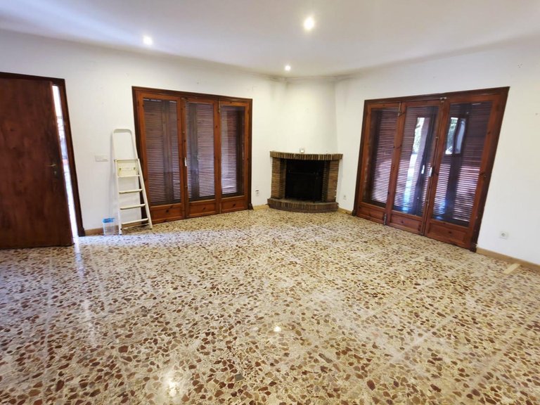 Villa for Sale in Alicante, Alicante 3