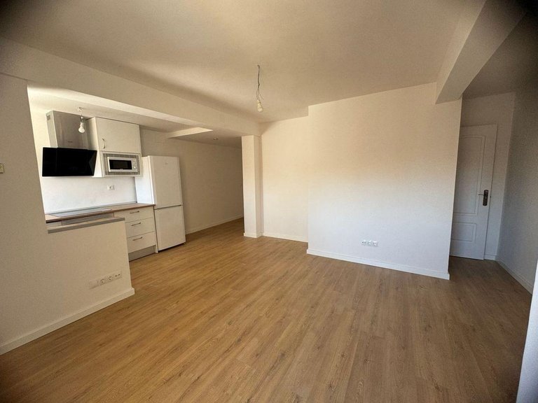 Apartment for Sale in Madrid, Madrid 8