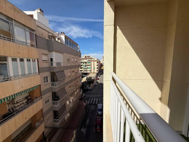 Apartment for Sale in Torrevieja, Alicante 28