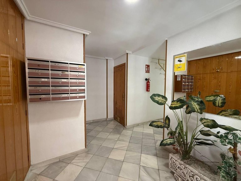 Apartment for Sale in Torrevieja, Alicante 32