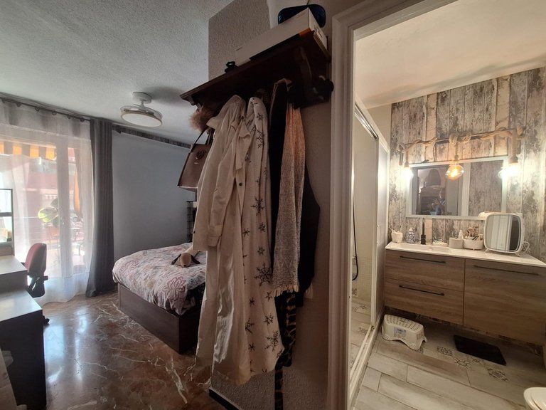 Apartment for Sale in Alicante, Alicante 14