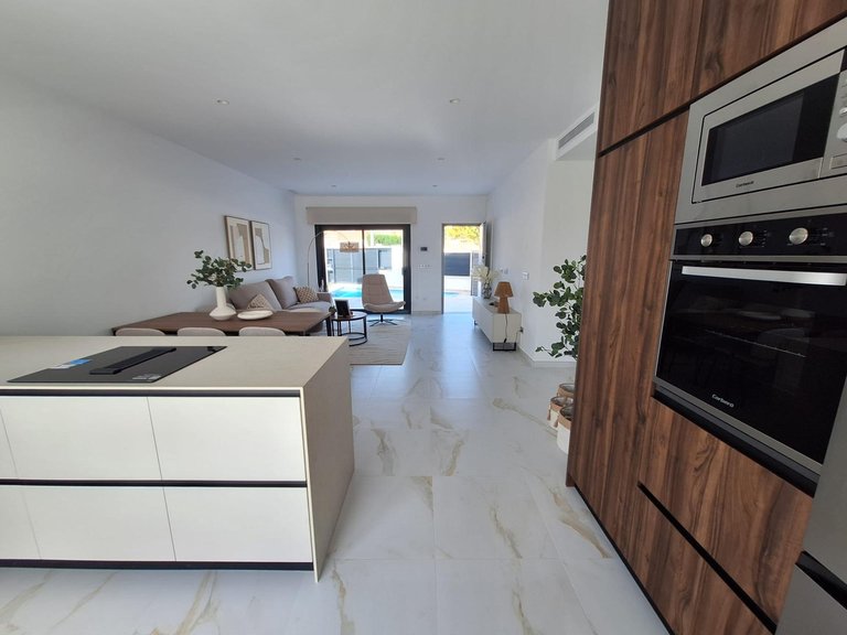 Villa for Sale in Pilar De La Horadada, Alicante 14