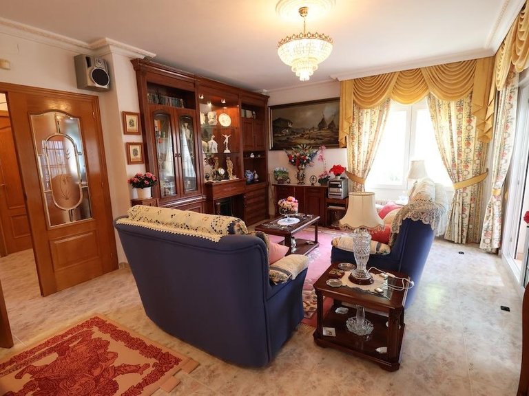 Villa for Sale in Orihuela Costa, Alicante 7