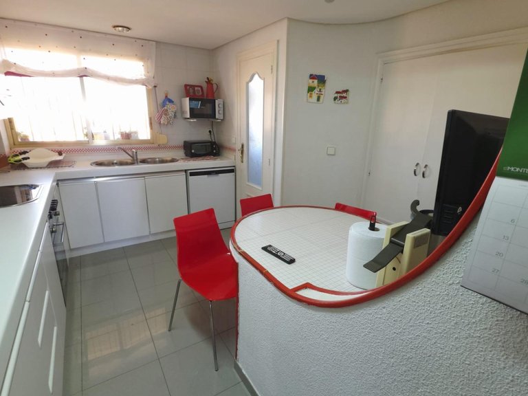 Apartment for Sale in San Juan Playa, Alicante 7