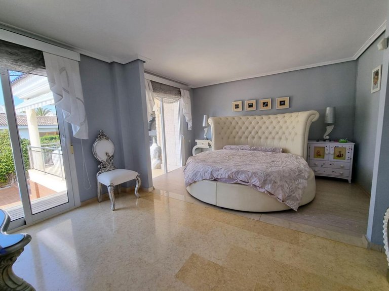 Villa for Sale in Torrevieja, Alicante 7
