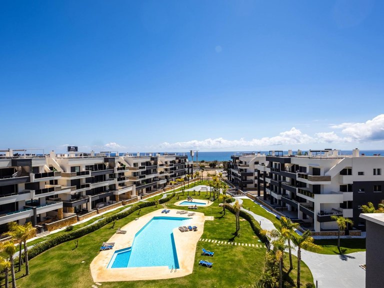 Apartment for Sale in Orihuela Costa, Alicante 2