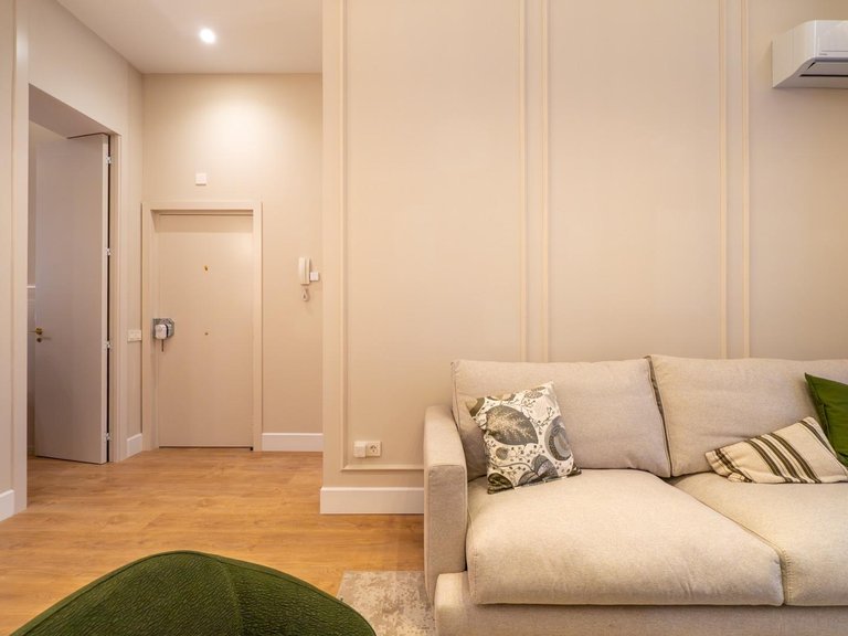 Apartment for Sale in Madrid, Madrid 5