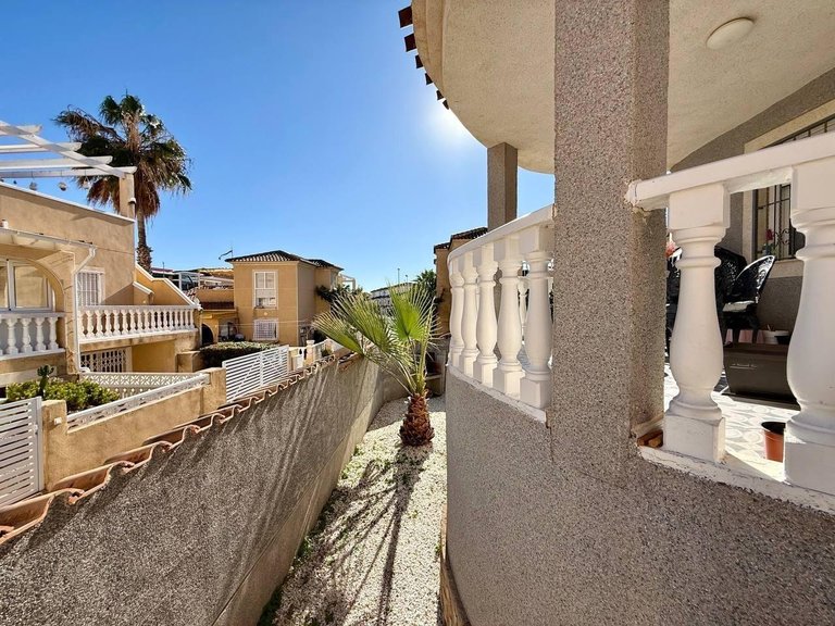 Villa for Sale in Orihuela Costa, Alicante 13
