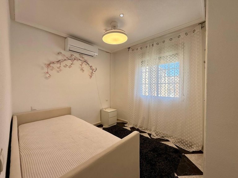 Villa for Sale in Costa Blanca Orihuela Costa, Alicante 31