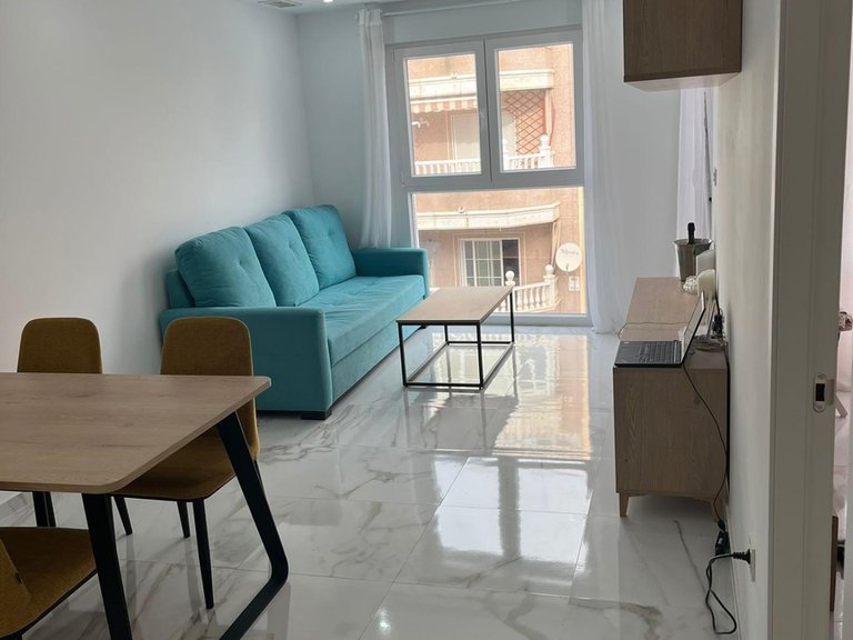 Apartment for Sale in Torrevieja, Alicante 10