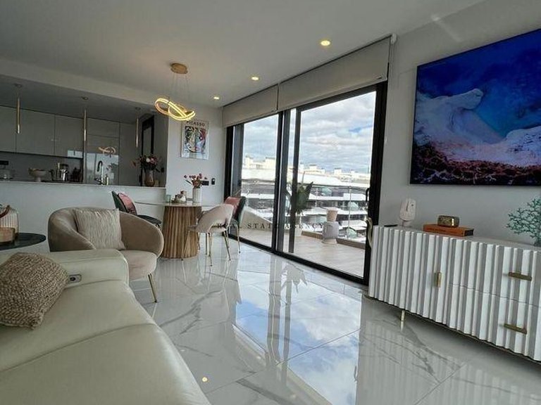 Apartment for Sale in Alicante, Alicante 14
