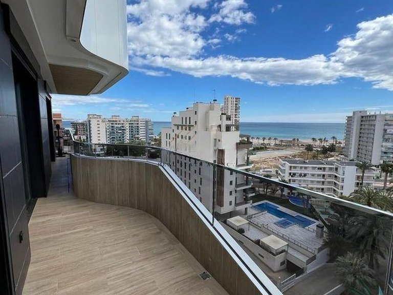 Apartment for Sale in Alicante, Alicante 2