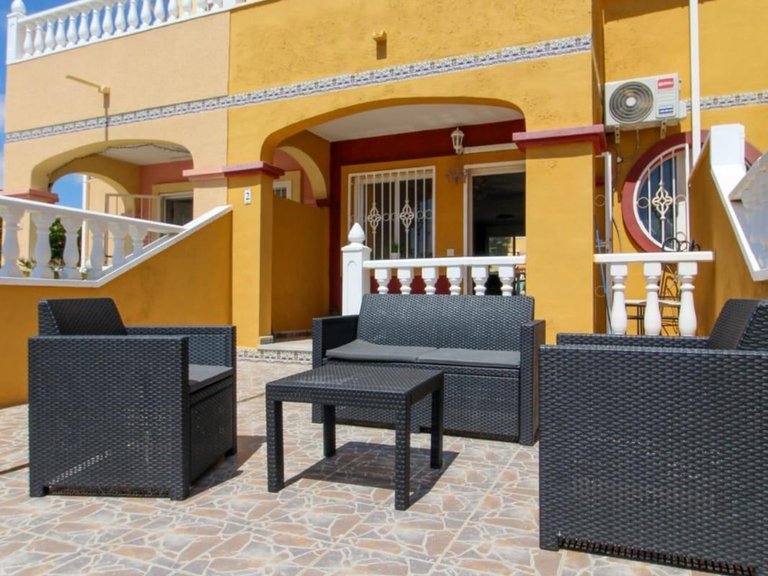 Villa for Sale in Orihuela Costa, Alicante 1