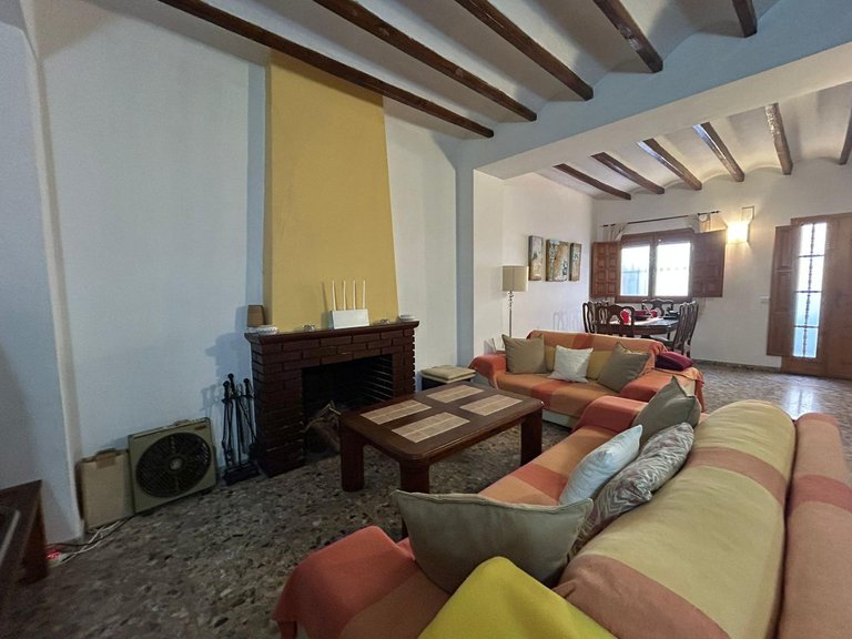 Town House for Sale in Polop, Alicante 3