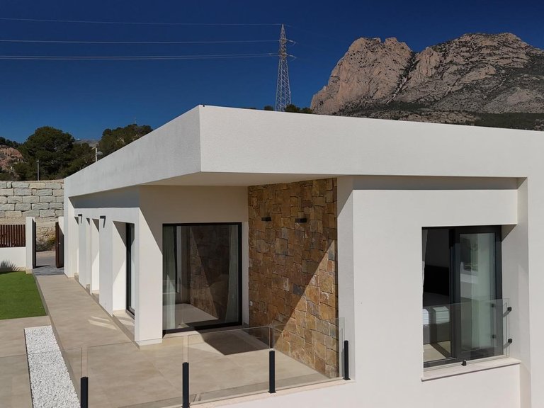 Villa for Sale in Finestrat, Alicante 1