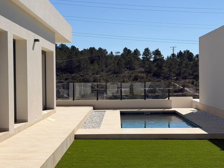 Villa for Sale in Finestrat, Alicante 14