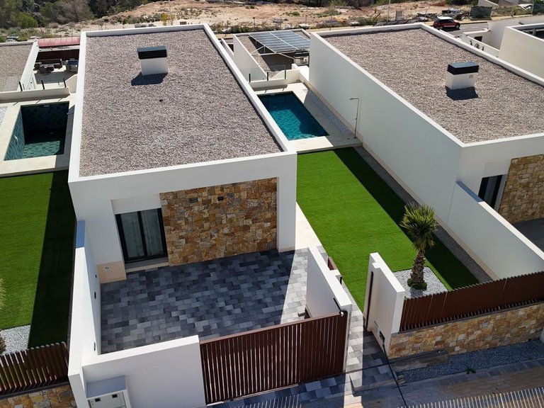 Villa for Sale in Finestrat, Alicante 2