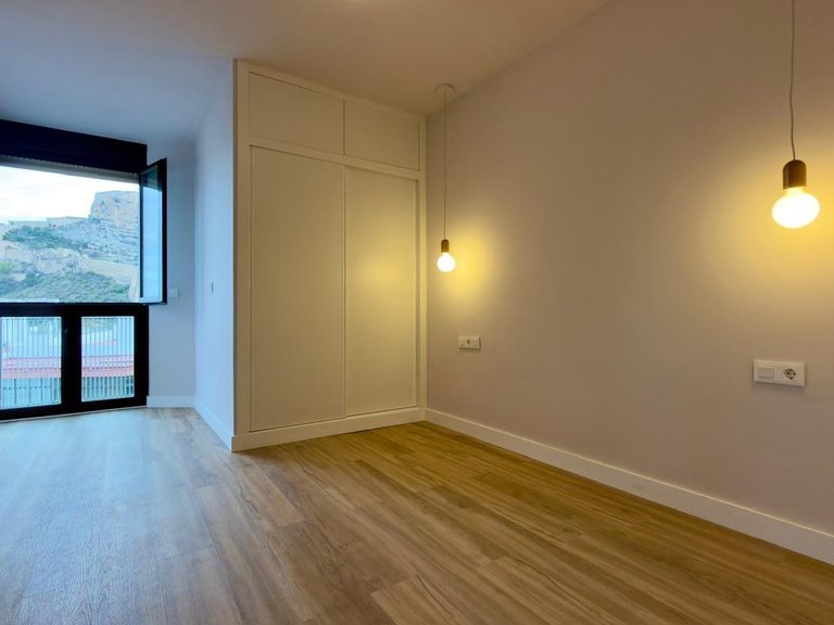 Apartment for Sale in Alicante, Alicante 10