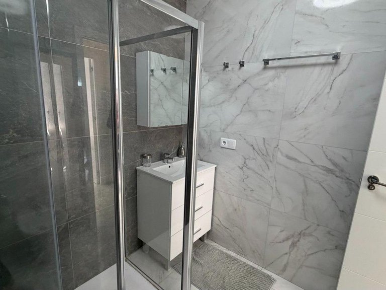 Apartment for Sale in Costa Blanca Torrevieja, Alicante 27