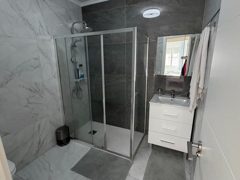 Apartment for Sale in Costa Blanca Torrevieja, Alicante 30
