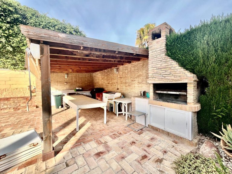 Villa for Sale in Torrevieja, Alicante 9