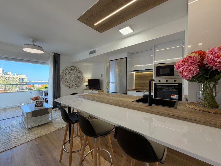 Apartment for Sale in Torrevieja, Alicante 1