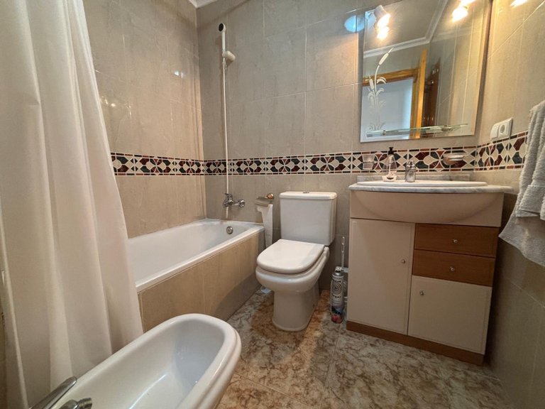 Apartment for Sale in Torrevieja, Alicante 8