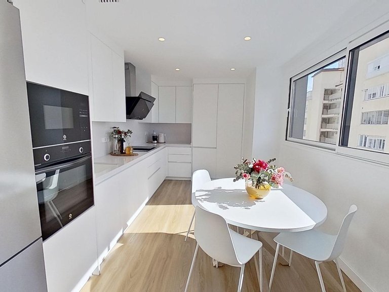 Apartment for Sale in Benidorm, Alicante 4