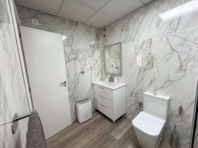Apartment for Sale in Torrevieja, Alicante 13