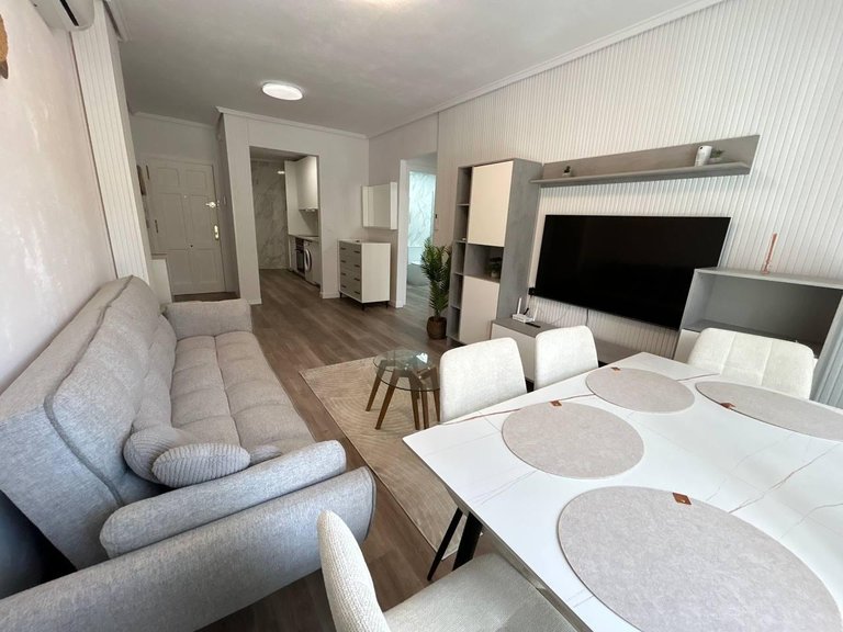 Apartment for Sale in Torrevieja, Alicante 2