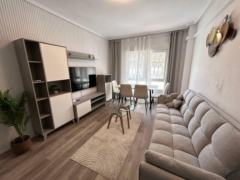 Apartment for Sale in Torrevieja, Alicante 3
