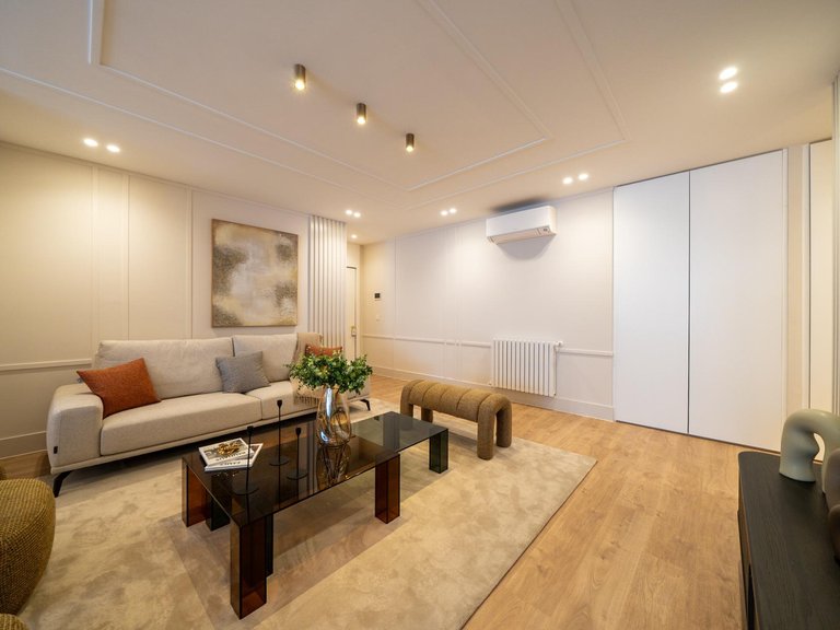 Apartment for Sale in Madrid, Madrid 5