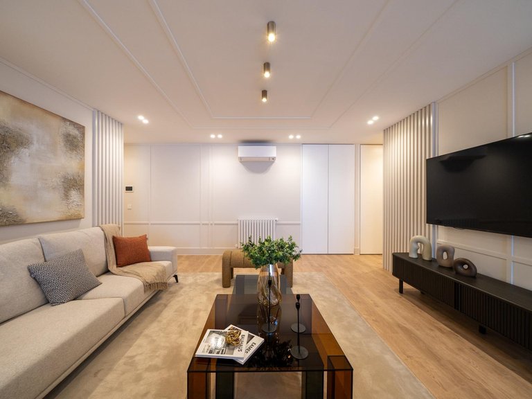 Apartment for Sale in Madrid, Madrid 6