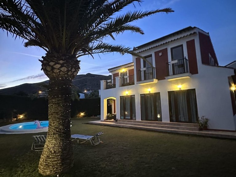 Villa for Sale in Finestrat, Alicante 5
