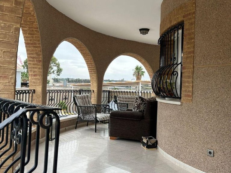 Villa for Sale in Benijofar, Alicante 5