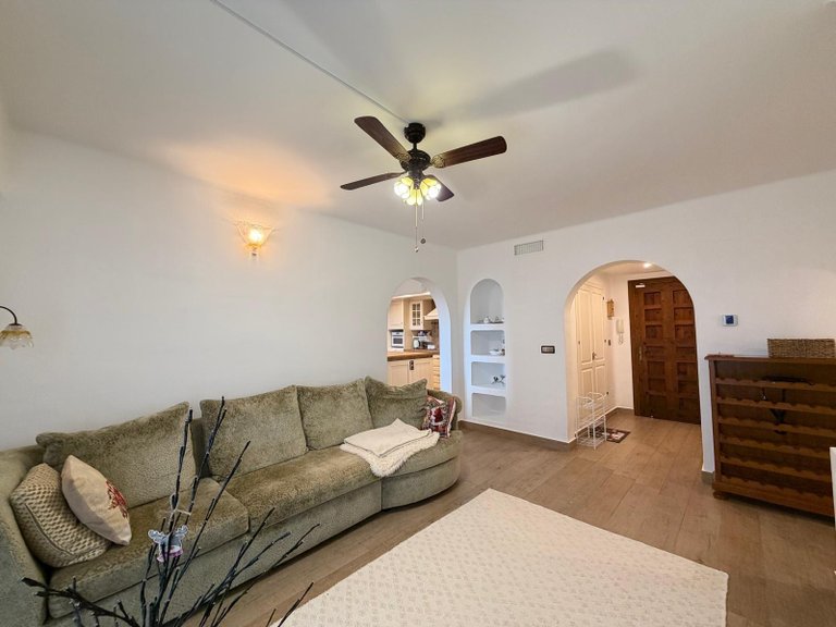 Apartment for Sale in Torrevieja, Alicante 10