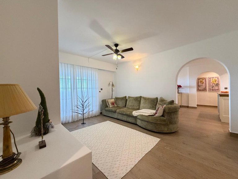 Apartment for Sale in Torrevieja, Alicante 12