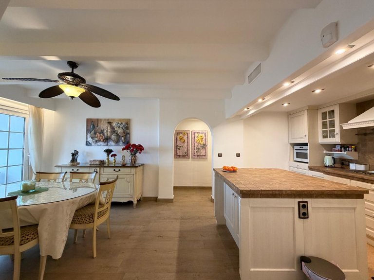 Apartment for Sale in Torrevieja, Alicante 14